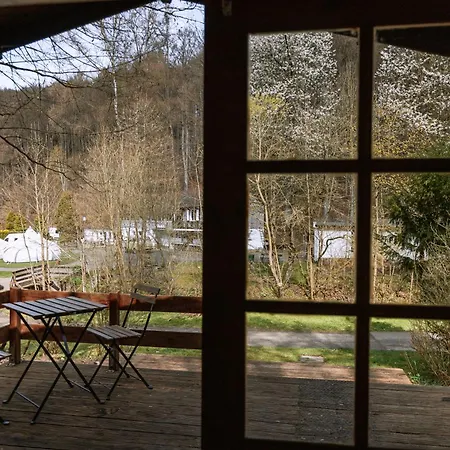 Campingplads Blockhuette Auf Naturcampingplatz Im Wald Ellershausen bei Muenden